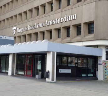 leeuwenburg_in_2019_hogeschool-van-amsterdam_wikimedia-3